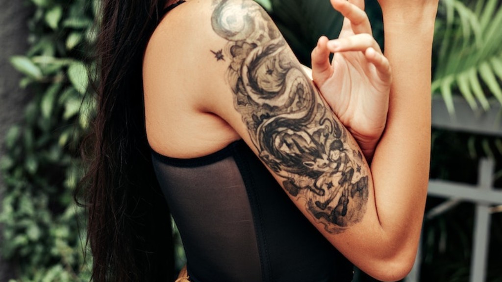 Kristen Bell está realmente coberta de tatuagens